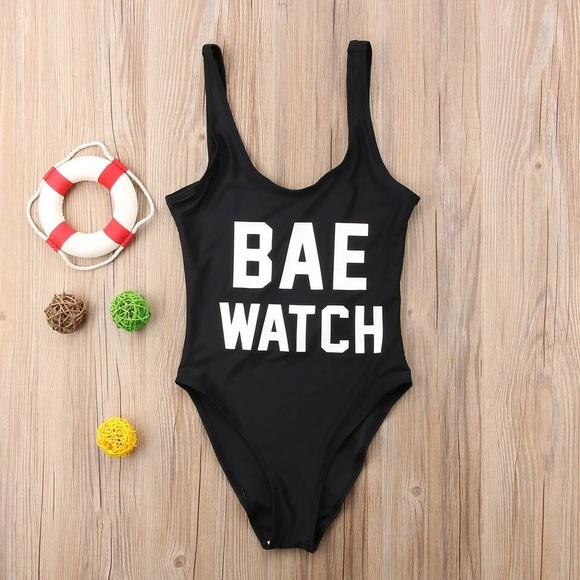 Matching Moms And Daughter Swimsuit - Picture 2 of 4